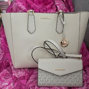 Michael Kors Cream Tote with Matching Wallet